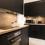 Bed I 80m2 D'exception Au Centre D'angers אנז'ה