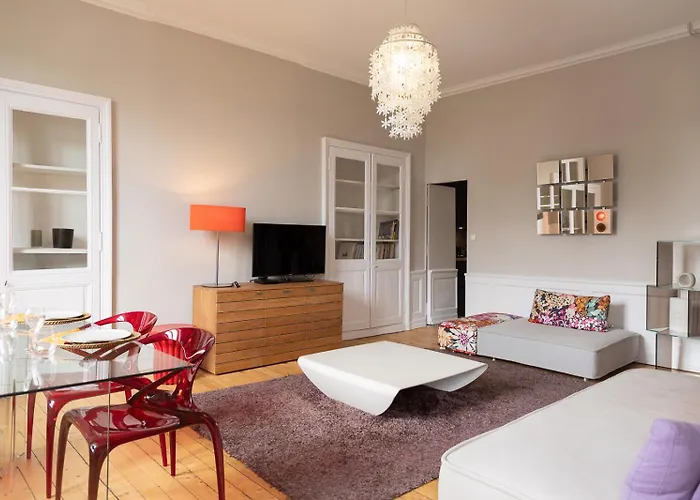 Bed I 80m2 D'exception Au Centre D'angers 公寓